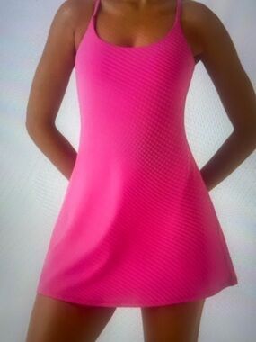 2X. HALARA PLUSH BACKLESS EASY PEEZY ACTIVE DRESS